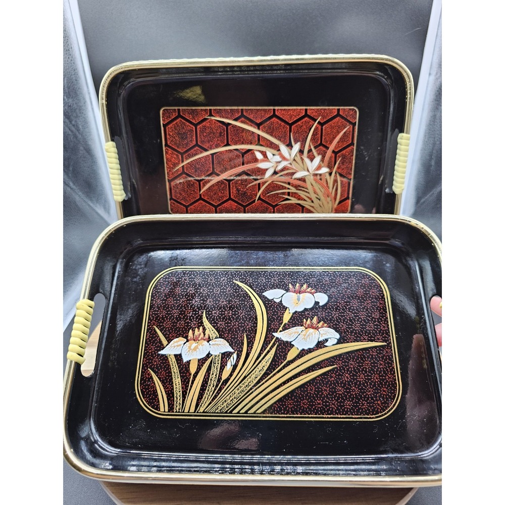 Vintage MCM Set Of 2 Laquer Vanity Trays Flowers‎